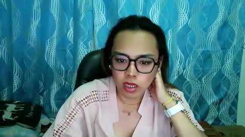Snapshot of your_dreamgirlxxx69 chatting on September 18, 2025, 6:04 am your_dreamgirlxxx69 online show from September 18, 2025, 6:04 am