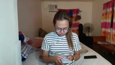 your_dreamgirlxxx69 online show from February 8, 2026, 12:30 pm