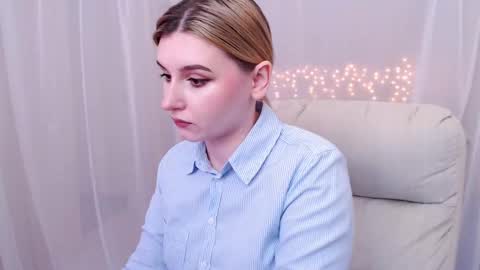 Freya online show from March 2, 2025, 10:35 am