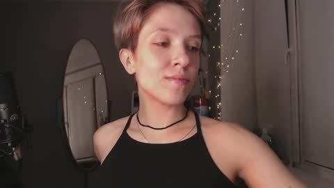 Snapshot of your_hot_ex chatting on December 29, 2024, 9:30 pm Alex and Kris long hair online show from December 29, 2024, 9:30 pm