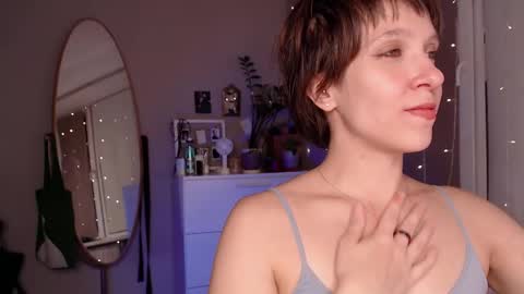 Snapshot of your_hot_ex chatting on October 20, 2025, 8:09 pm Alex and Kris long hair online show from October 20, 2025, 8:09 pm