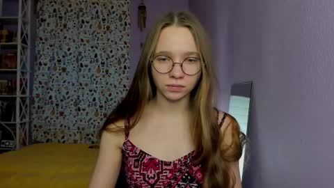 Snapshot of your_leslie chatting on March 1, 2025, 3:27 pm Leslie online show from March 1, 2025, 3:27 pm