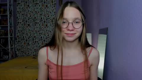 Snapshot of your_leslie chatting on March 6, 2025, 11:31 pm Leslie online show from March 6, 2025, 11:31 pm