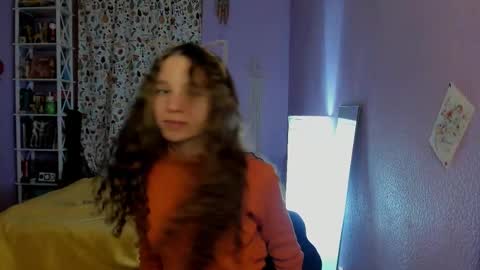 Snapshot of your_leslie chatting on September 16, 2025, 9:49 pm Leslie online show from September 16, 2025, 9:49 pm