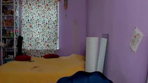 Snapshot of your_leslie chatting on September 18, 2025, 1:35 pm Leslie online show from September 18, 2025, 1:35 pm