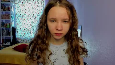 Snapshot of your_leslie chatting on September 26, 2025, 12:20 pm Leslie online show from September 26, 2025, 12:20 pm