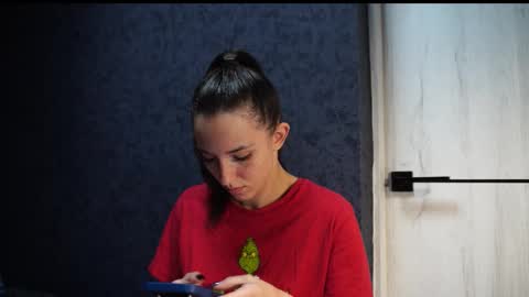 Meri  online show from November 4, 2025, 9:03 pm