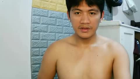 Snapshot of your_love_miaka chatting on March 5, 2026, 11:45 pm your_love_miaka online show from March 5, 2026, 11:45 pm