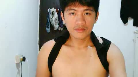 Snapshot of your_love_miaka chatting on March 11, 2026, 11:05 am your_love_miaka online show from March 11, 2026, 11:05 am