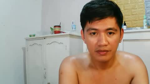 Snapshot of your_love_miaka chatting on April 14, 2026, 12:05 am your_love_miaka online show from April 14, 2026, 12:05 am