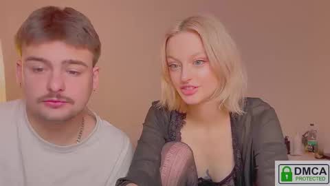 your_molly_mark online show from December 1, 2025, 4:45 pm