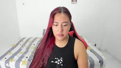 Snapshot of your_naughty_girl_x chatting on January 18, 2025, 2:58 am EMILY independent model online show from January 18, 2025, 2:58 am
