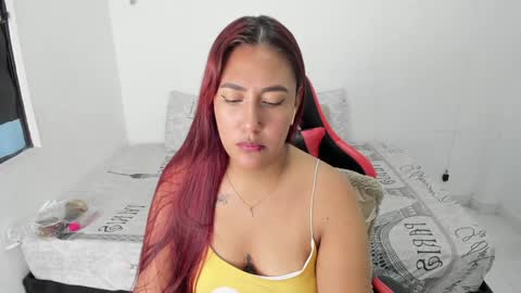 Snapshot of your_naughty_girl_x chatting on February 6, 2025, 4:53 am EMILY independent model online show from February 6, 2025, 4:53 am