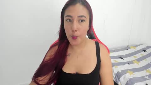 Snapshot of your_naughty_girl_x chatting on February 13, 2025, 3:39 am EMILY independent model online show from February 13, 2025, 3:39 am