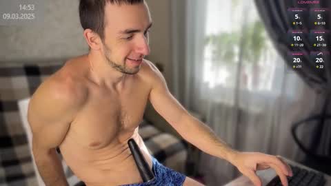 Your new boyfriend17 online show from March 9, 2025, 12:53 pm