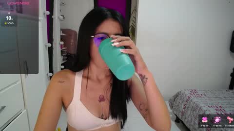 Snapshot of your_slutty_doll_ chatting on February 7, 2025, 4:27 am Danna  online show from February 7, 2025, 4:27 am