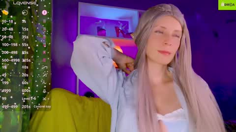 your_spring online show from September 14, 2025, 11:04 pm