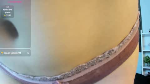 your_submissive_ online show from November 7, 2025, 3:12 pm