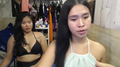 your_twinkletoes18 online show from April 18, 2026, 6:50 am