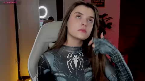 Anikka online show from September 24, 2025, 6:11 pm