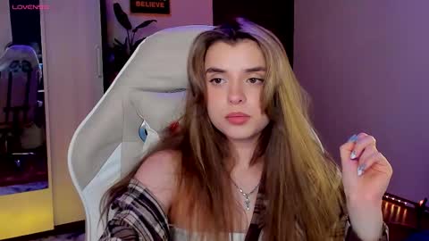 Anikka online show from October 5, 2025, 8:29 pm