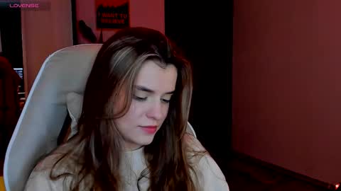 Anikka online show from October 15, 2025, 6:52 pm