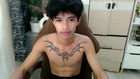 Snapshot of yourasian_eric chatting on February 28, 2026, 5:03 pm yourasian_eric online show from February 28, 2026, 5:03 pm