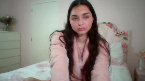 yourbella37 online show from May 8, 2026, 8:14 pm