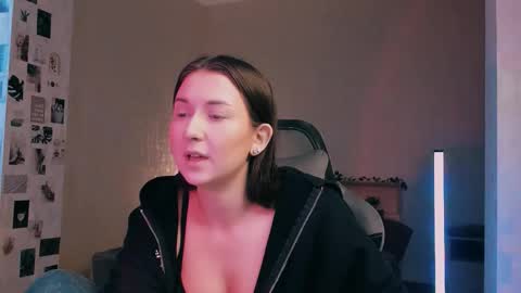 Alia online show from November 4, 2025, 10:03 am