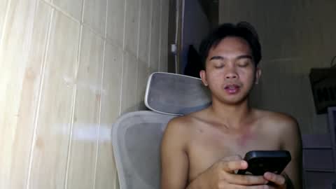 Snapshot of yourfantasyboyjr chatting on October 31, 2025, 7:37 pm i am your dream boy  JR  online show from October 31, 2025, 7:37 pm