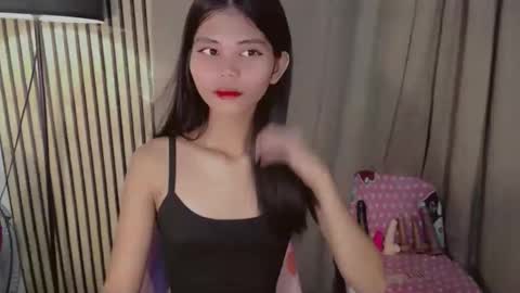 Snapshot of yourfavoratevivian chatting on February 18, 2026, 10:50 pm Vivian online show from February 18, 2026, 10:50 pm