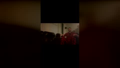 Snapshot of yourfavoritebartender chatting on February 2, 2026, 11:09 am Hey Im Justin online show from February 2, 2026, 11:09 am