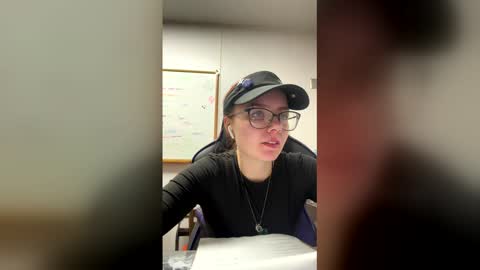 yourfavoriteshorty online show from February 26, 2026, 7:40 am