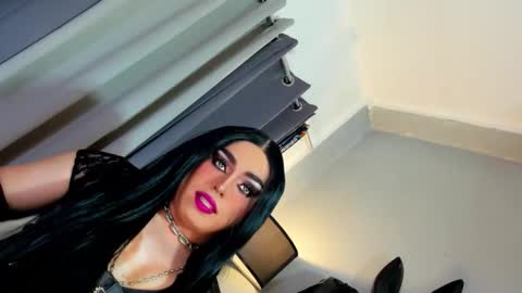  not into STINGY and CHEAP people online show from November 10, 2025, 12:31 am