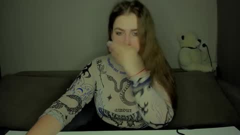 yourgem__ online show from March 25, 2026, 2:39 am