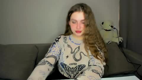 yourgem__ online show from April 8, 2026, 1:00 pm