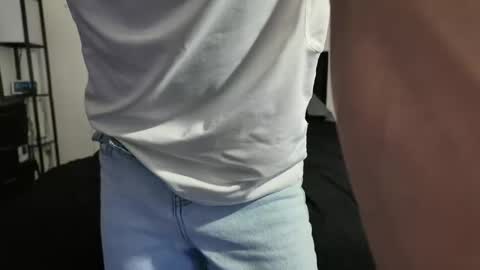 yourguuy21 online show from December 14, 2025, 2:39 am