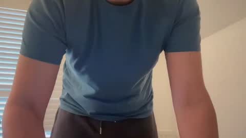 yourguy9333 online show from February 18, 2026, 9:05 am