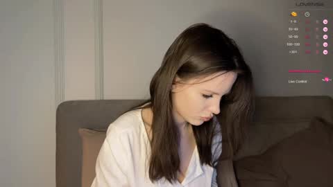 Snapshot of yourher0in chatting on January 14, 2025, 12:35 pm Aida online show from January 14, 2025, 12:35 pm