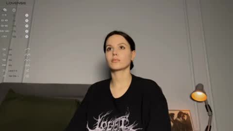 Snapshot of yourher0in chatting on February 21, 2025, 1:44 pm Aida online show from February 21, 2025, 1:44 pm