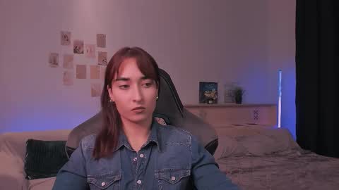 Snapshot of yourjullymoon chatting on October 18, 2025, 6:30 pm Jully online show from October 18, 2025, 6:30 pm