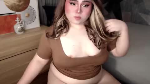 Snapshot of yourkittykimmy_xxx chatting on October 2, 2025, 7:26 am kit online show from October 2, 2025, 7:26 am