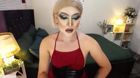 --               online show from September 15, 2025, 7:41 am