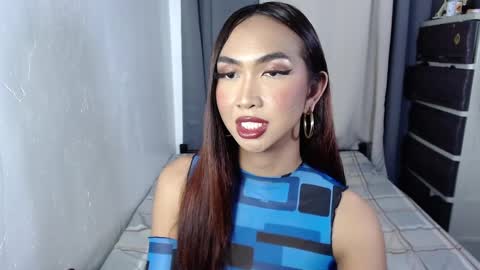 yourlovebella88 online show from February 28, 2025, 6:41 pm