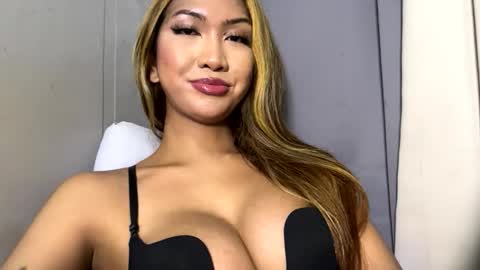 yourlovebella88 online show from May 14, 2026, 7:20 pm
