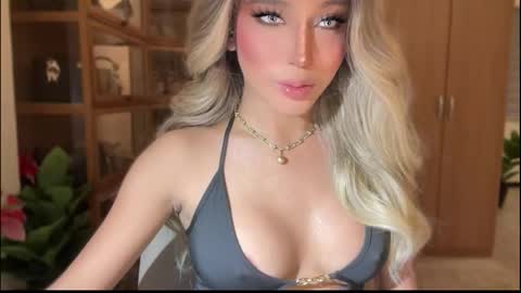 Pearl online show from January 15, 2026, 11:15 am