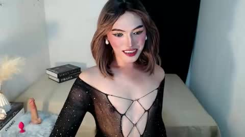 TIFFANY SUCKING QUEEN online show from May 11, 2026, 2:12 pm