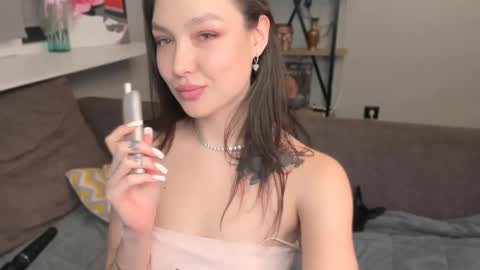 Snapshot of yournika chatting on February 24, 2025, 4:58 pm Nika online show from February 24, 2025, 4:58 pm