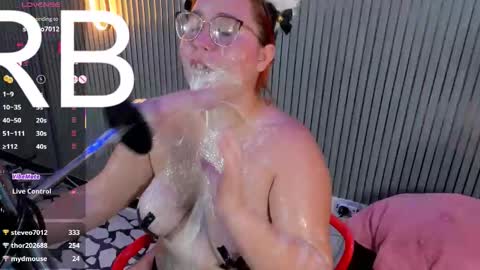 Snapshot of yourpretty_chloe chatting on March 2, 2026, 12:01 pm CHLOE online show from March 2, 2026, 12:01 pm