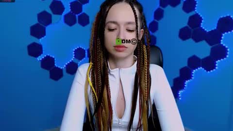 yours_sunny online show from November 30, 2025, 1:20 am